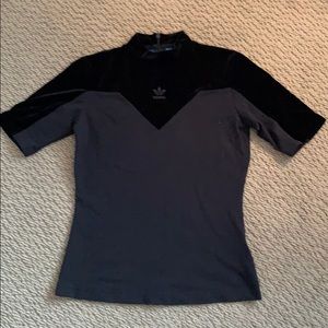 Adidas short sleeve shirt size S